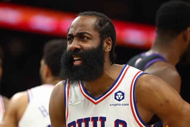告别NBA？30岁的拉塞尔前途未卜