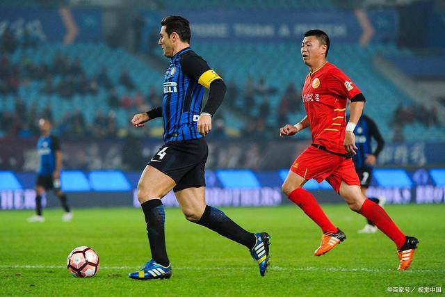 小镇球队的逆袭：埃弗斯堡的德甲之旅